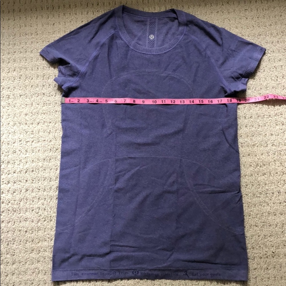 Lululemon tee